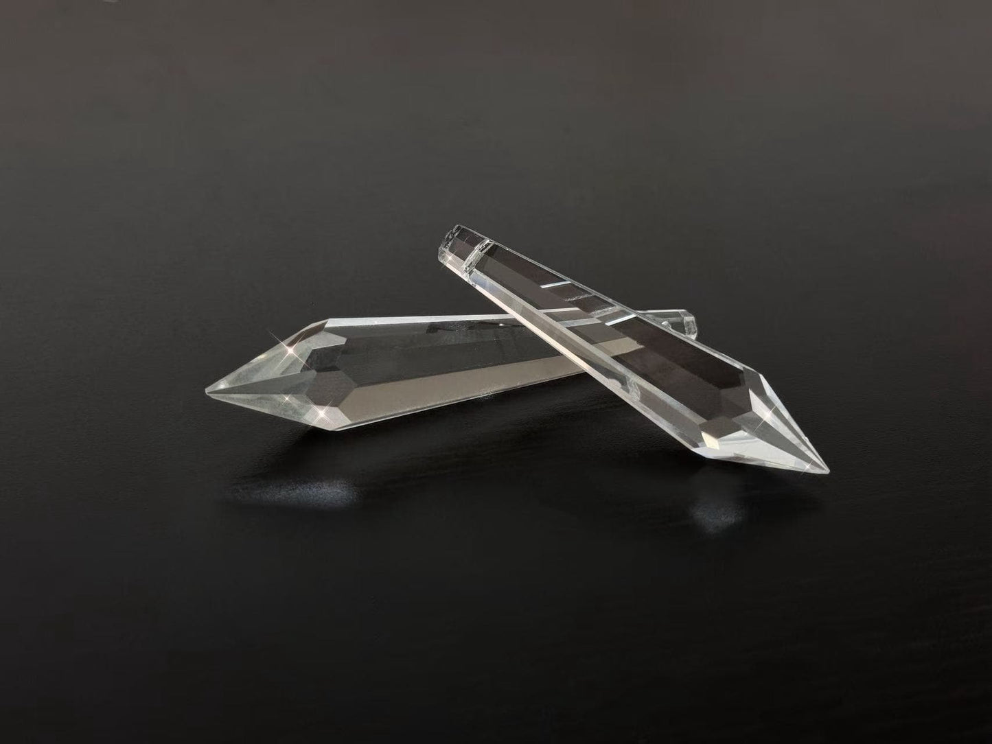 💎✨ 璀璨冰芒 —— 多规格高清通透水晶冰柱尖珠，灯饰边缘的线性美学点缀 ✨💎
