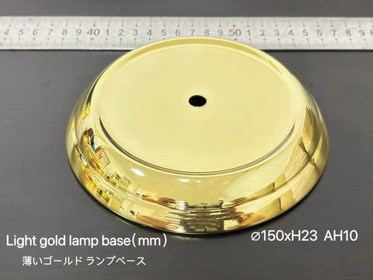浅金色底座